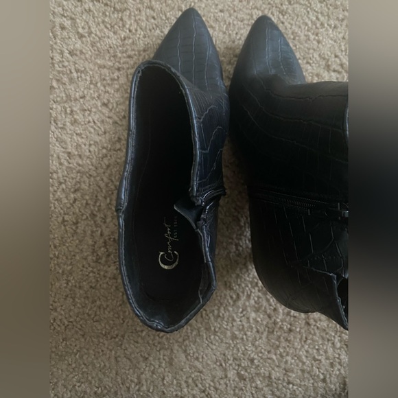 COMFORT - BLACK HEEL BOOTS - Picture 4 of 5